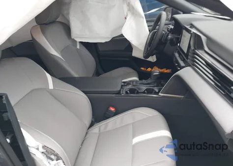 2025 Toyota Camry Se z USA, uszkodzony, nr VIN 4T1DBADK8SU009193